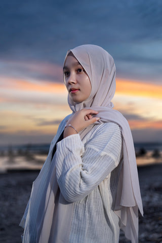 "Everyday Glam – Modest Chiffon Wrap - ᖴᗩᗷᖇᎥᑕᗝᖇᗩ